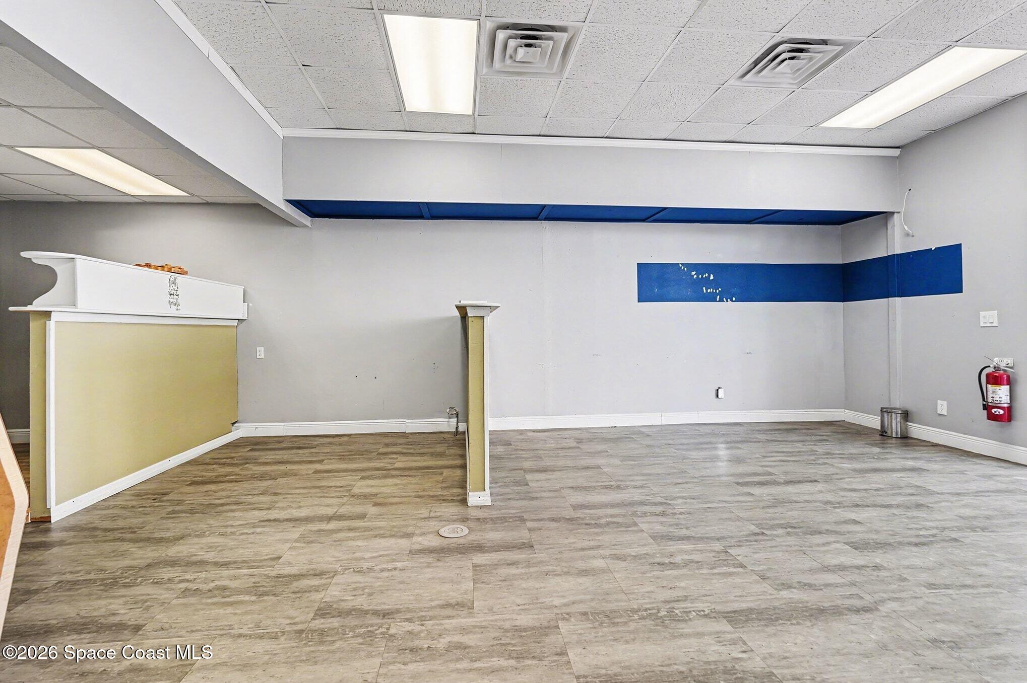 811 E Hibiscus Boulevard