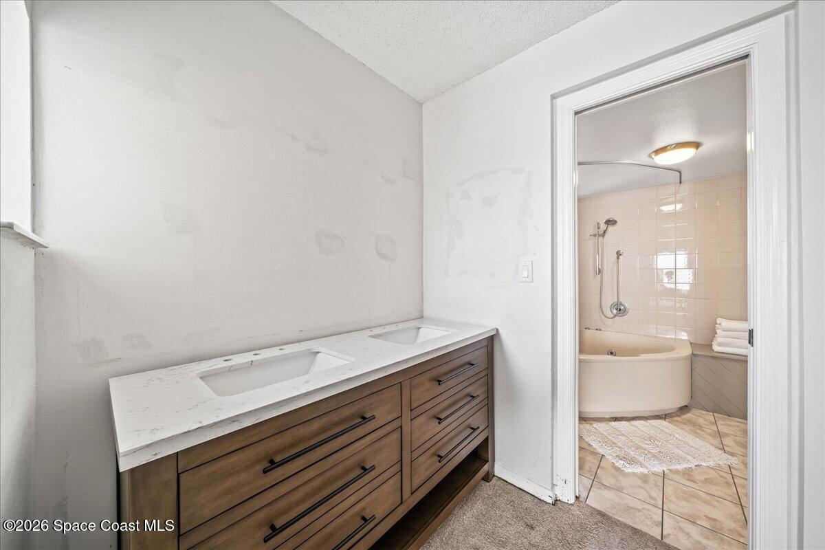 3220 River Villa Way 135