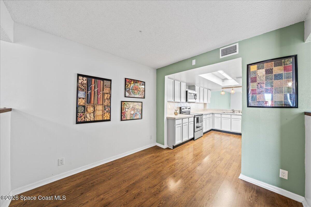 3220 River Villa Way 135