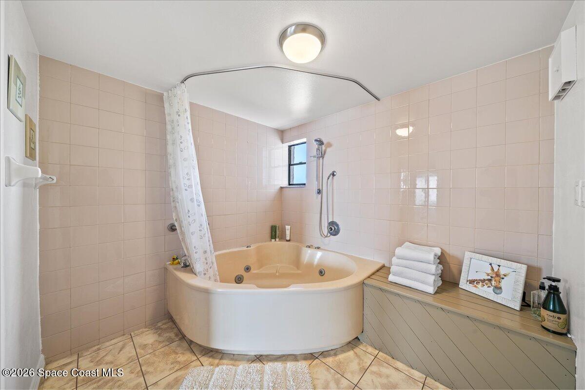 3220 River Villa Way 135