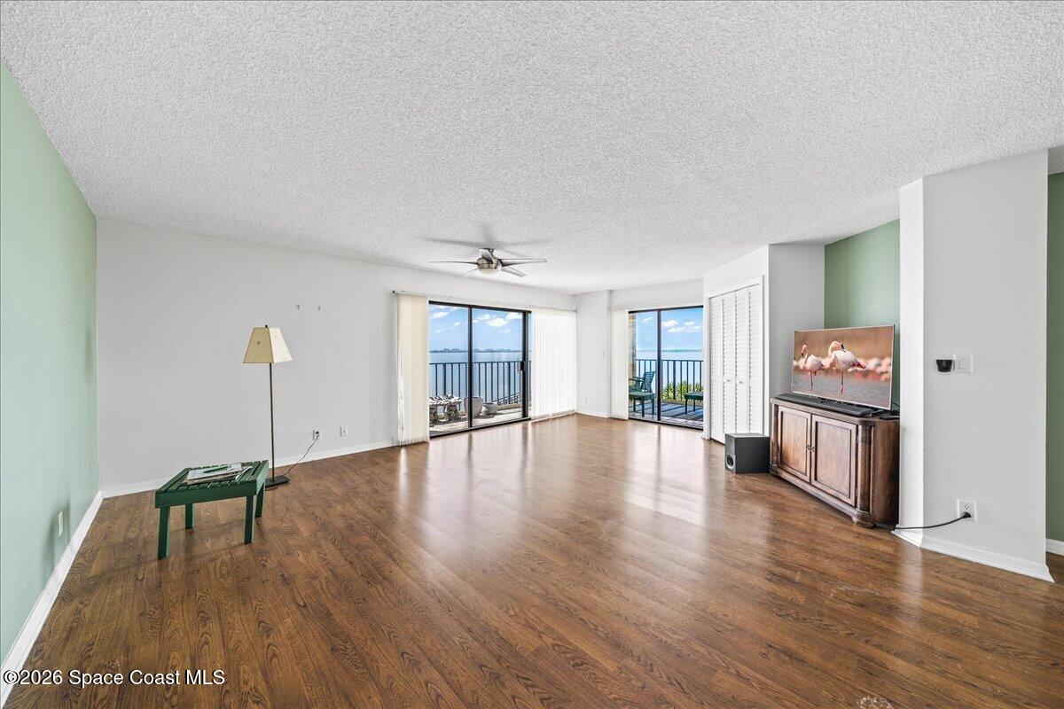 3220 River Villa Way 135