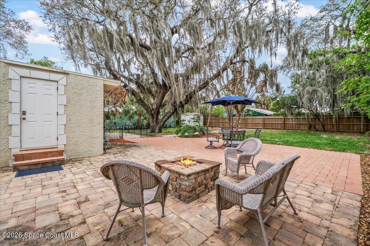 2010 Pennwood Drive