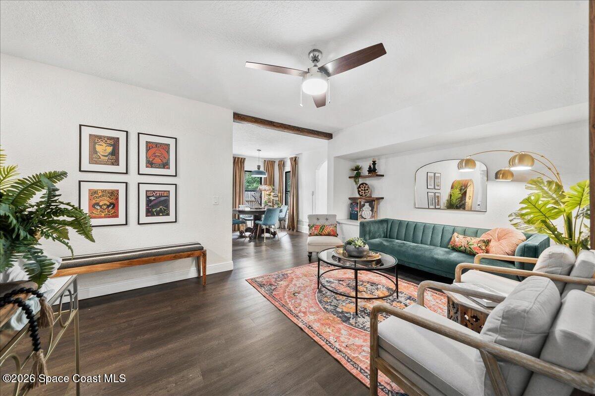 2010 Pennwood Drive