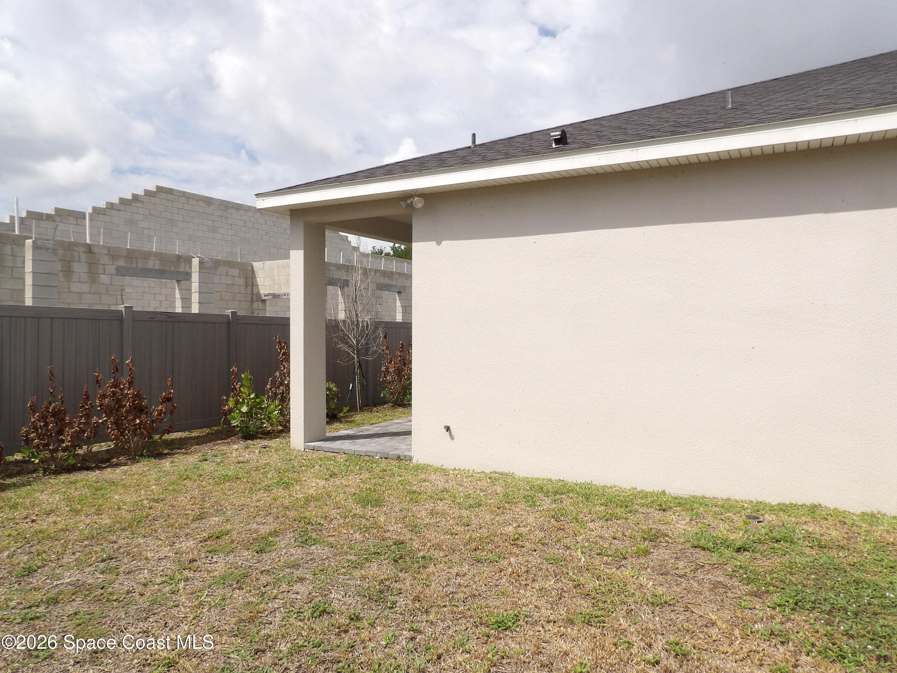 2285 Highland Avenue