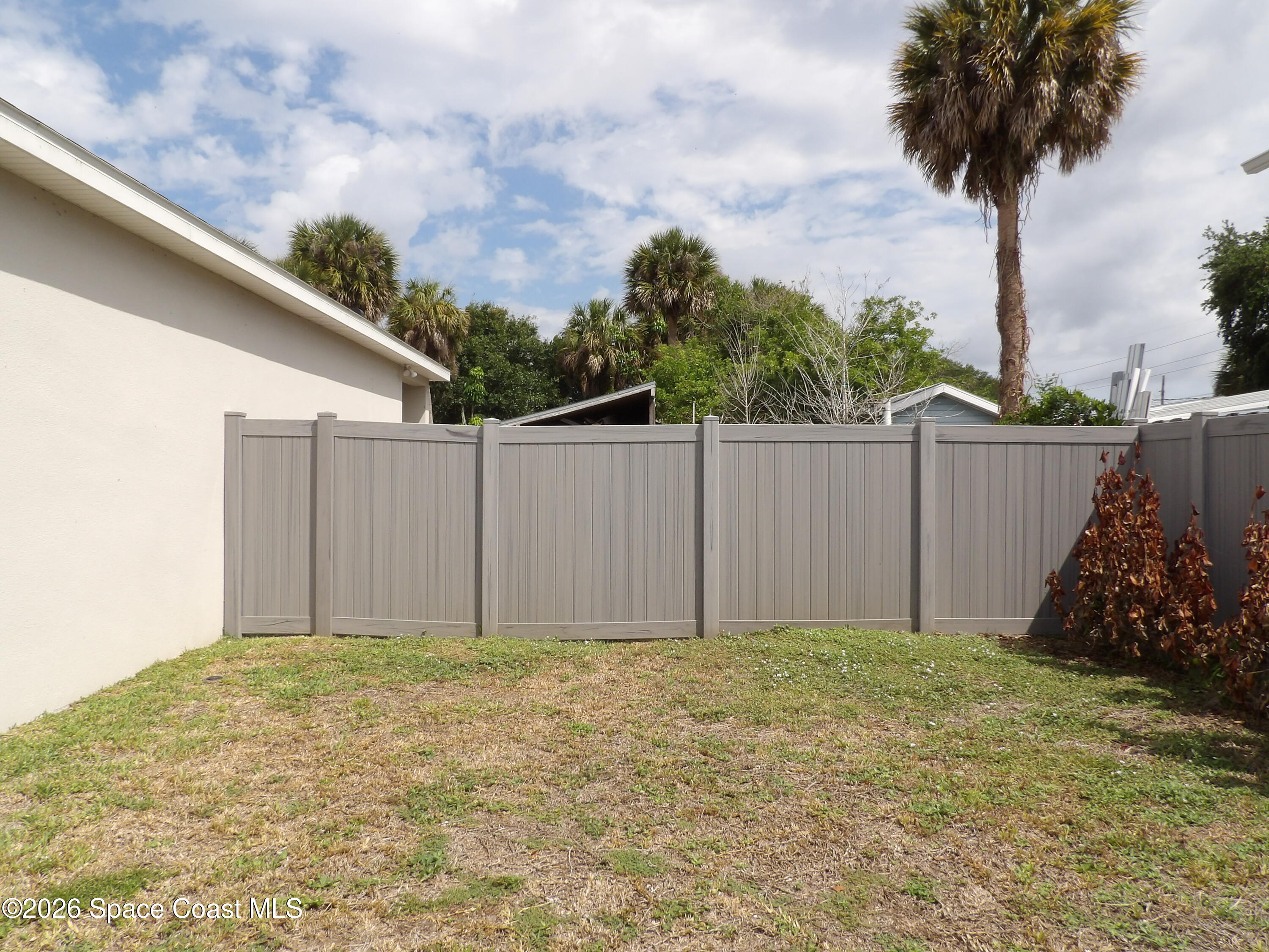 2285 Highland Avenue