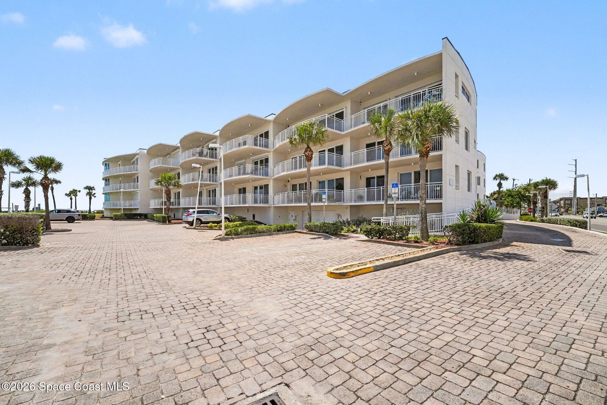 601 N Miramar Avenue 108