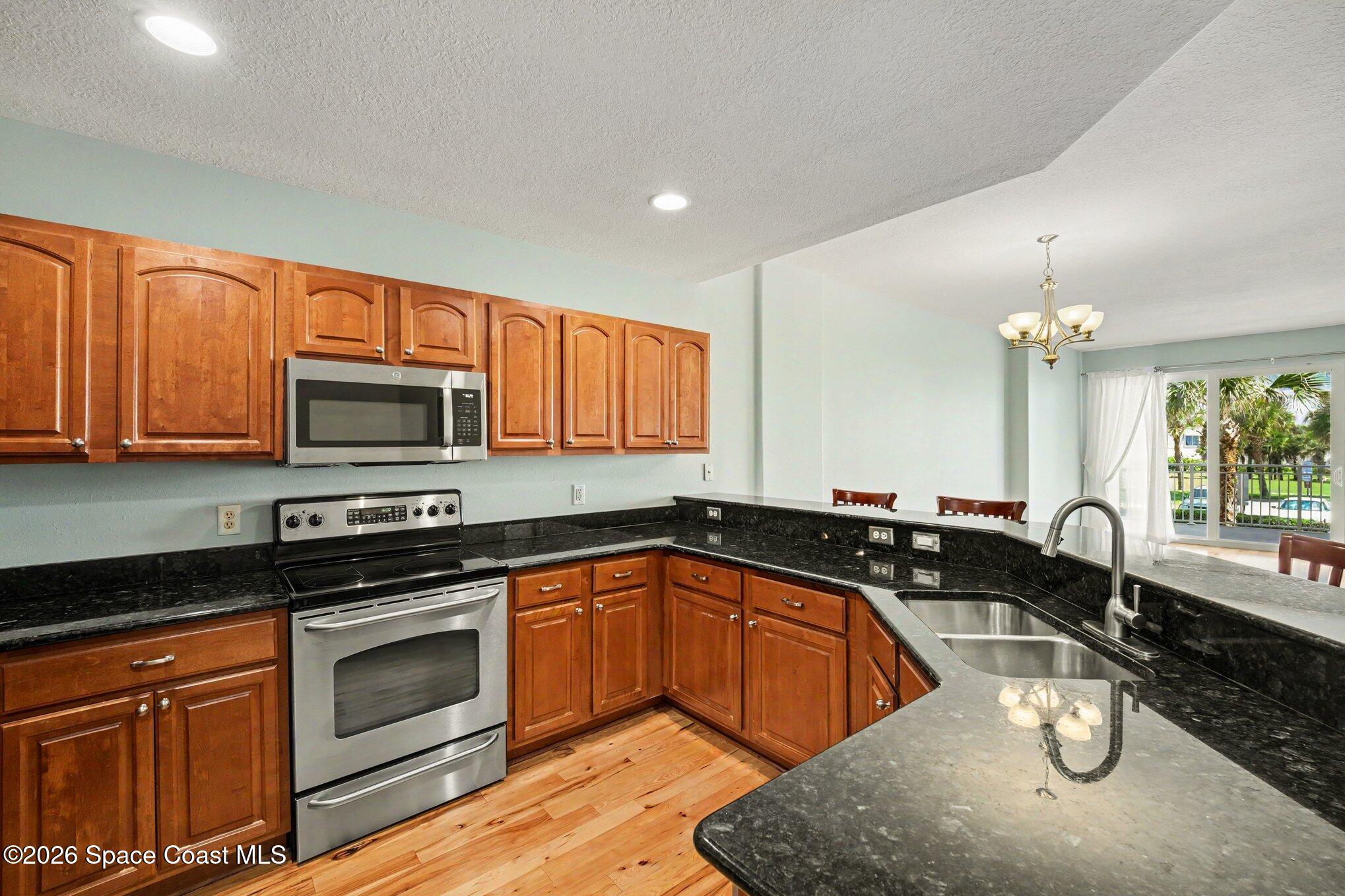 601 N Miramar Avenue 108