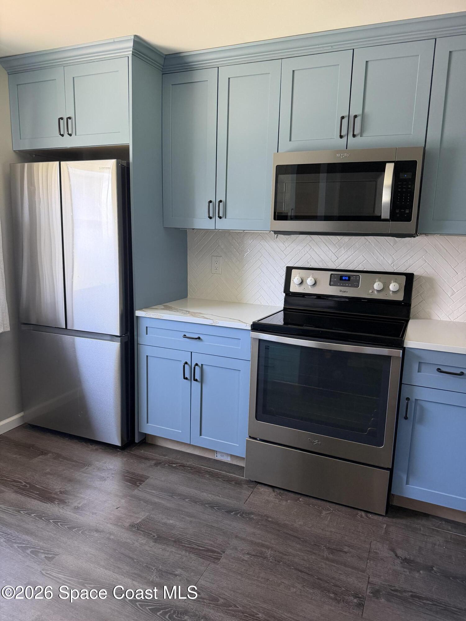 2104 Grant Place 102