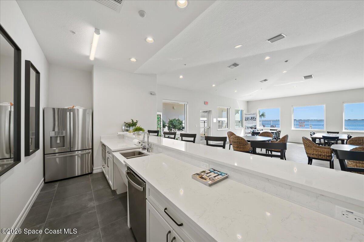 1465 S Harbor City Boulevard 1002