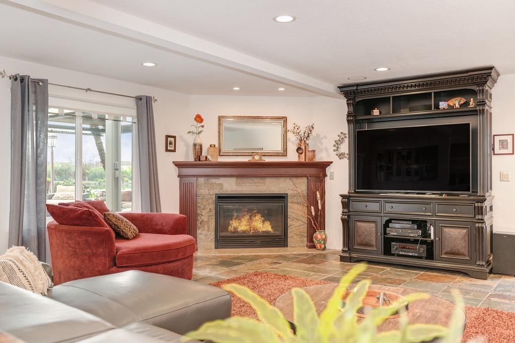 6124 Pirate Point Court