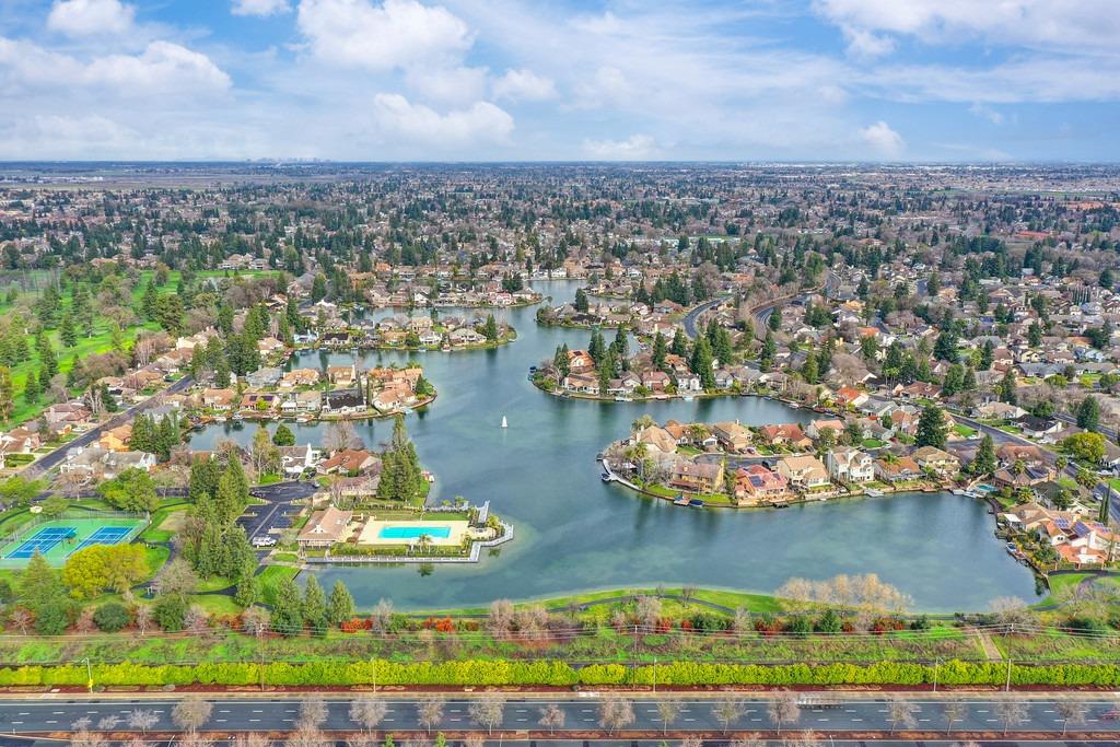 6124 Pirate Point Court