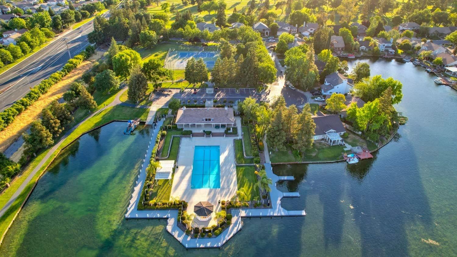 6124 Pirate Point Court