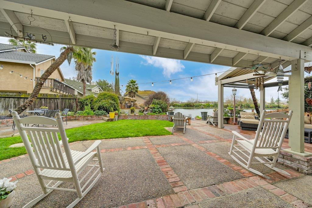 6124 Pirate Point Court