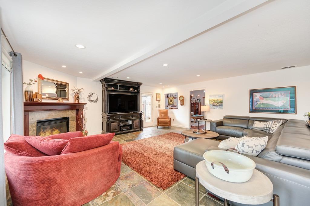 6124 Pirate Point Court