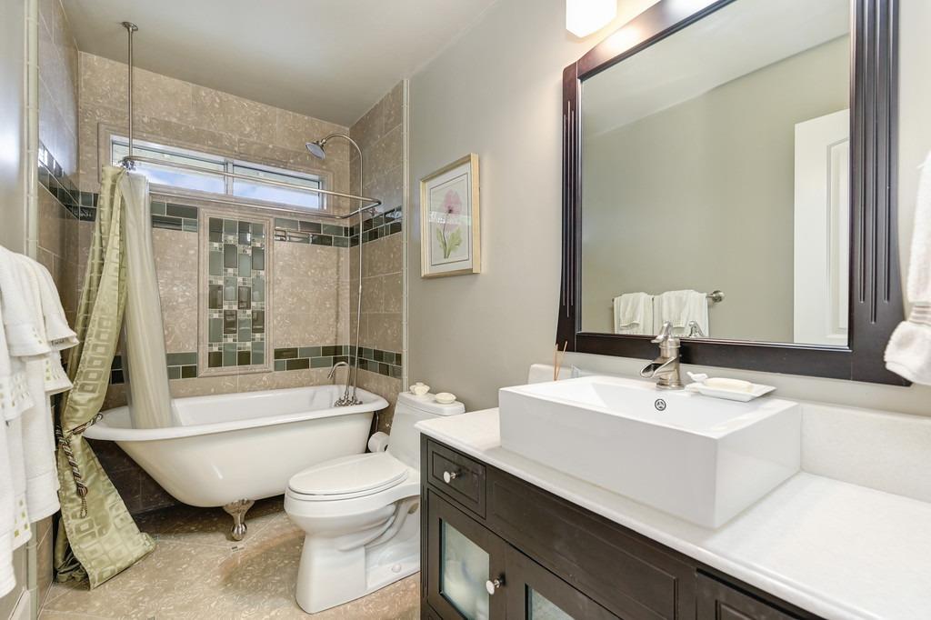 6124 Pirate Point Court