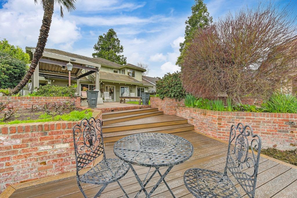 6124 Pirate Point Court