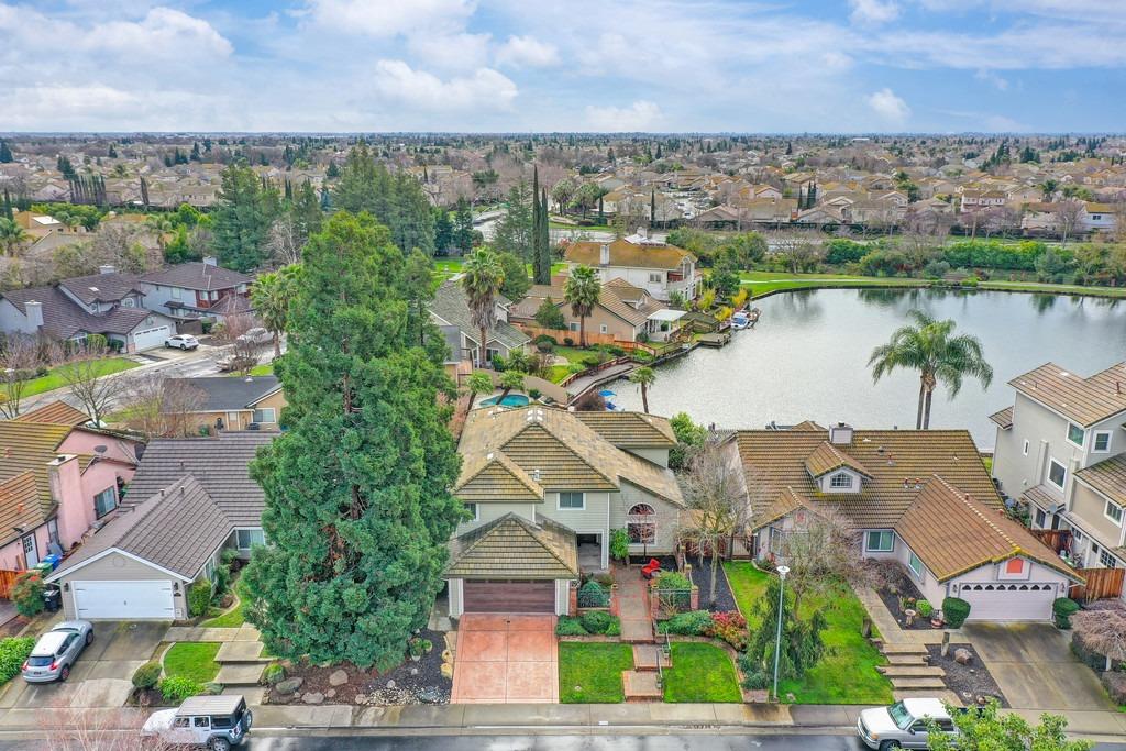 6124 Pirate Point Court