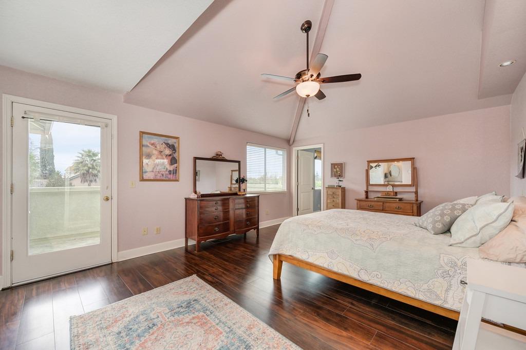 6124 Pirate Point Court