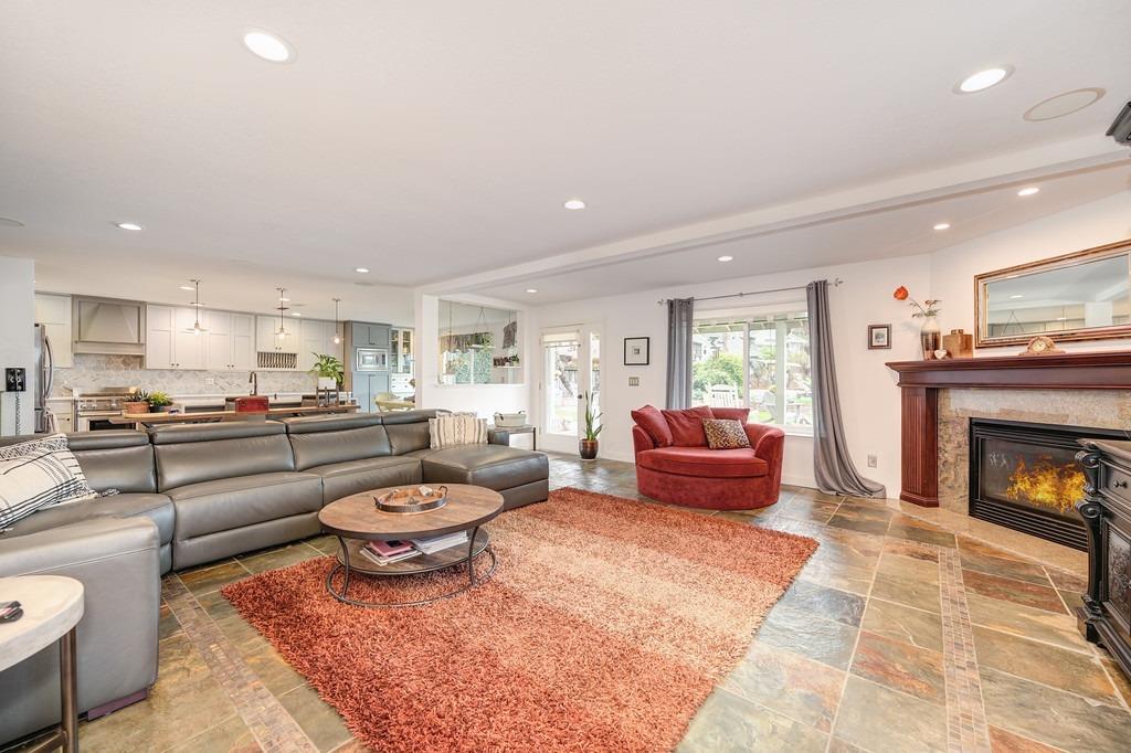 6124 Pirate Point Court