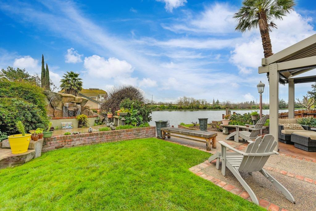 6124 Pirate Point Court