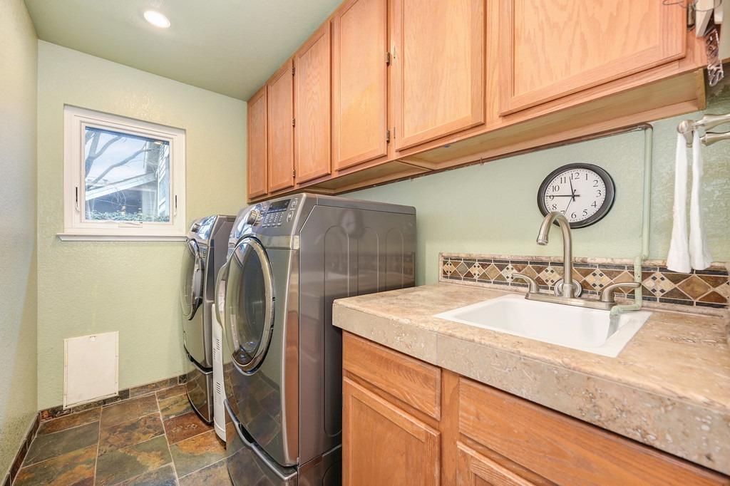 6124 Pirate Point Court