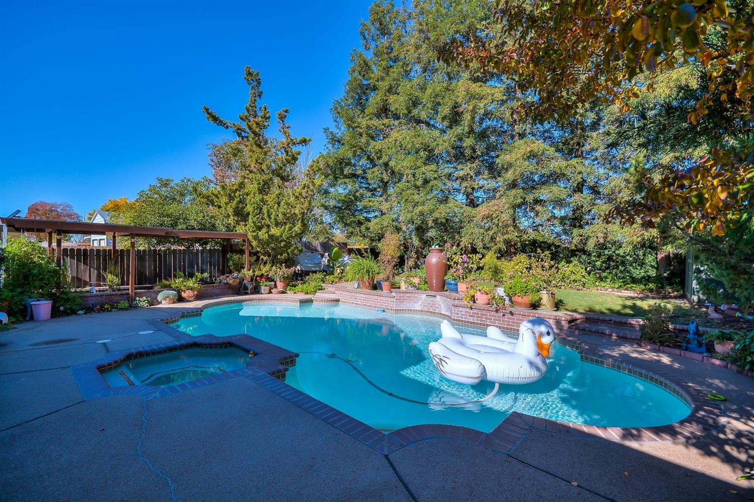 8379 Wheatland Drive