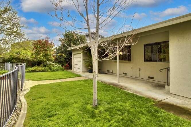 211 River Acres Drive