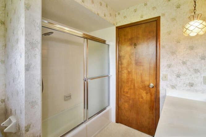 211 River Acres Drive