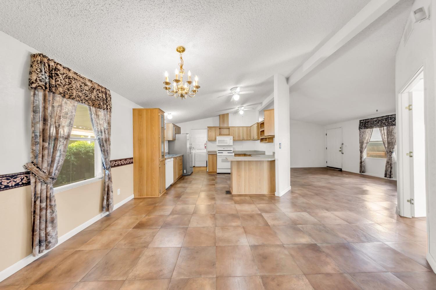 7855 Cottonwood Lane 25