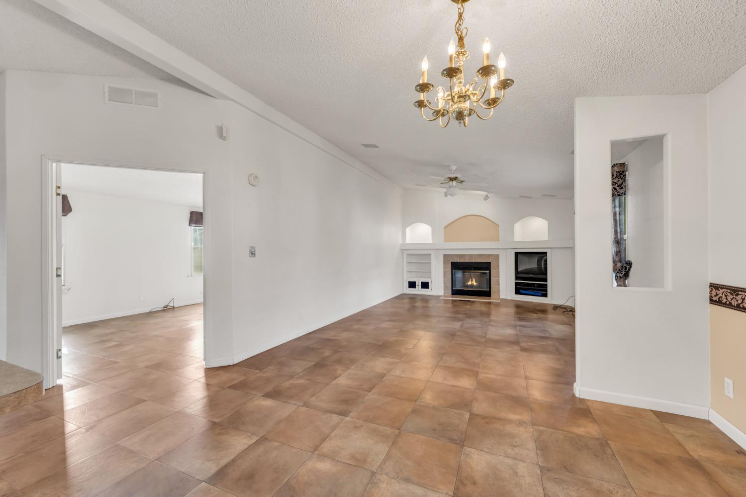 7855 Cottonwood Lane 25