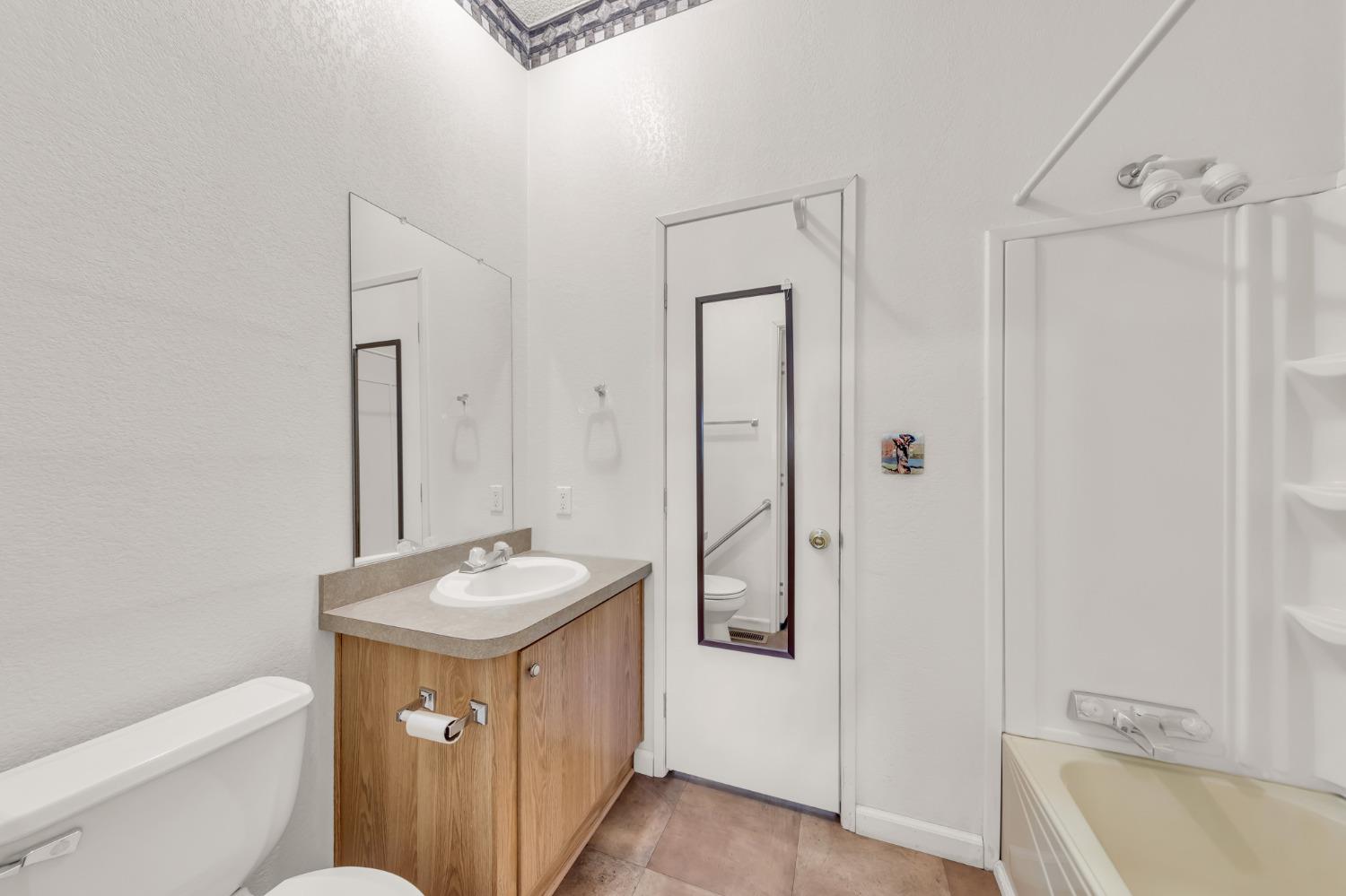 7855 Cottonwood Lane 25