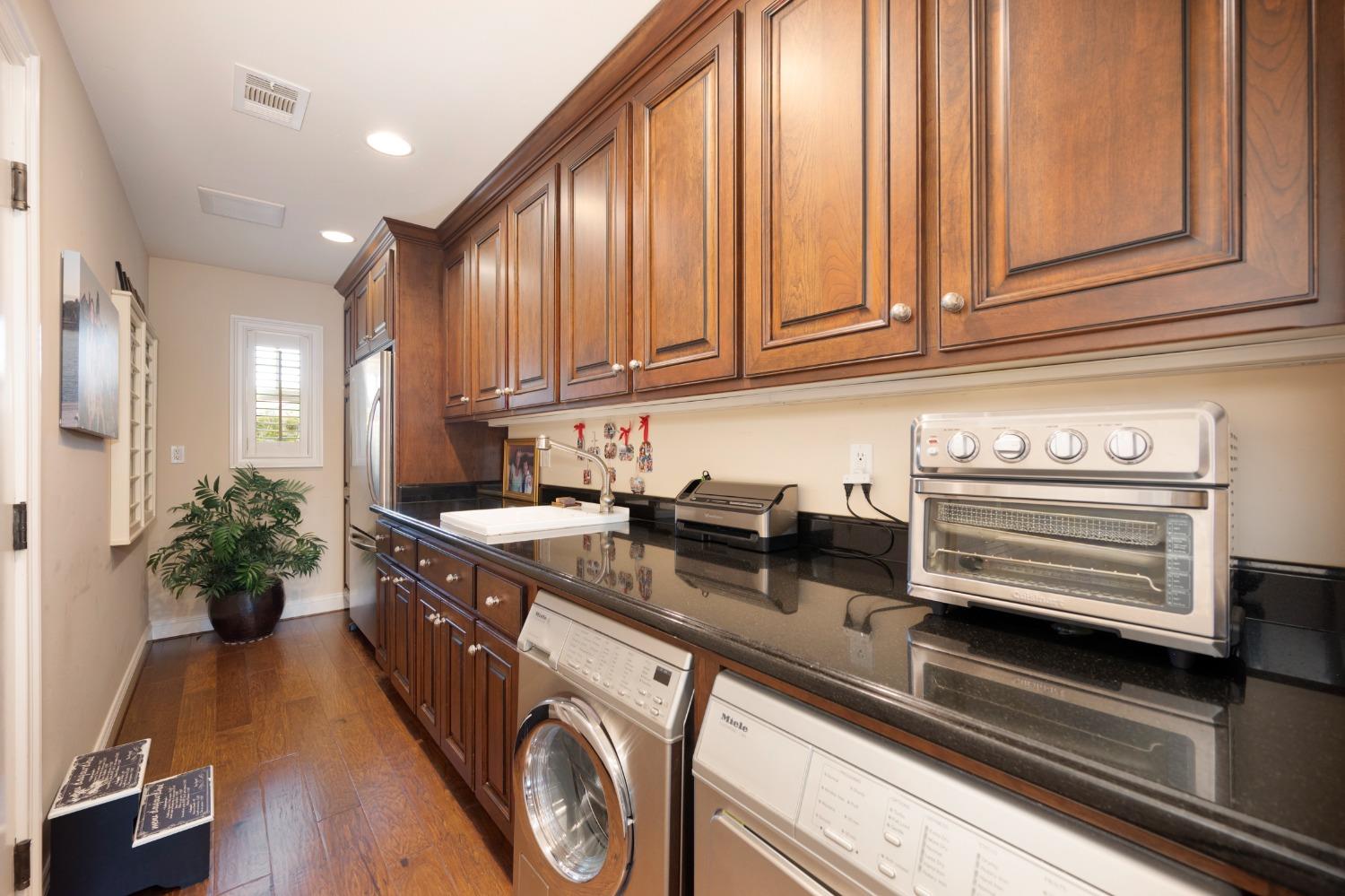 5917 Bar Harbour Court