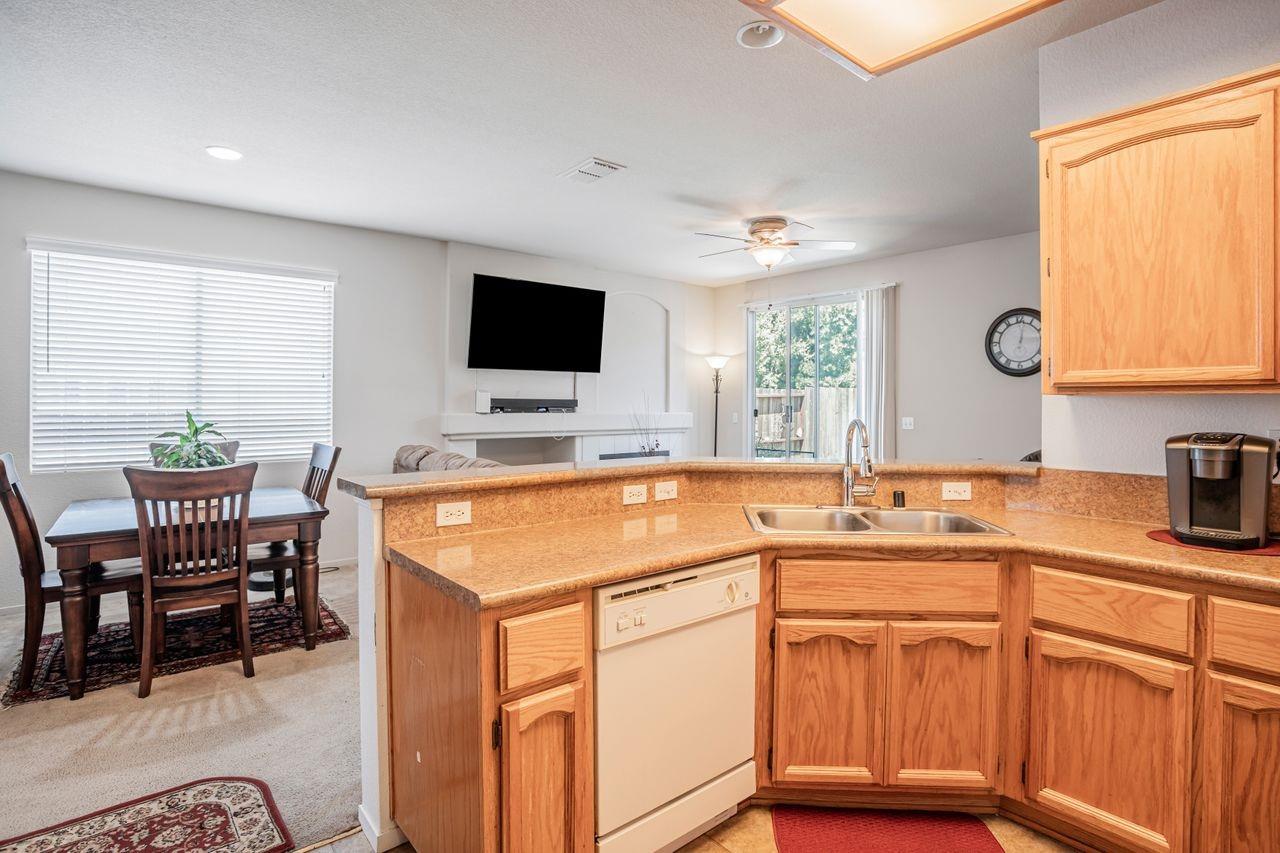 5505 Laguna Crest Way