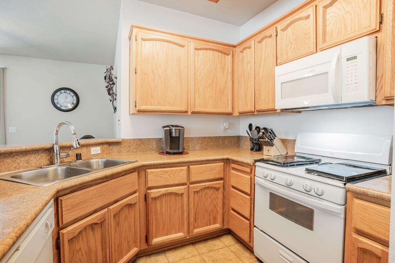 5505 Laguna Crest Way