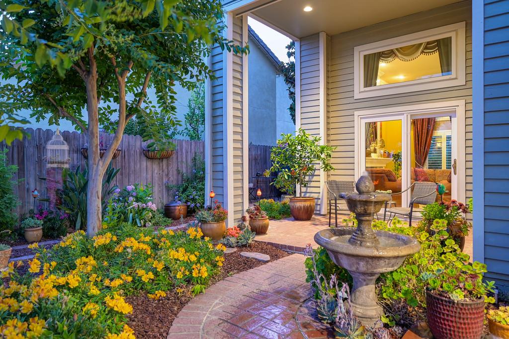 6116 Pirate Point Court