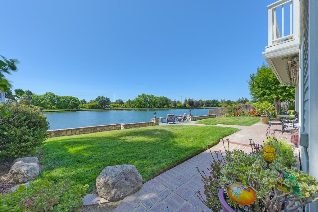 6116 Pirate Point Court