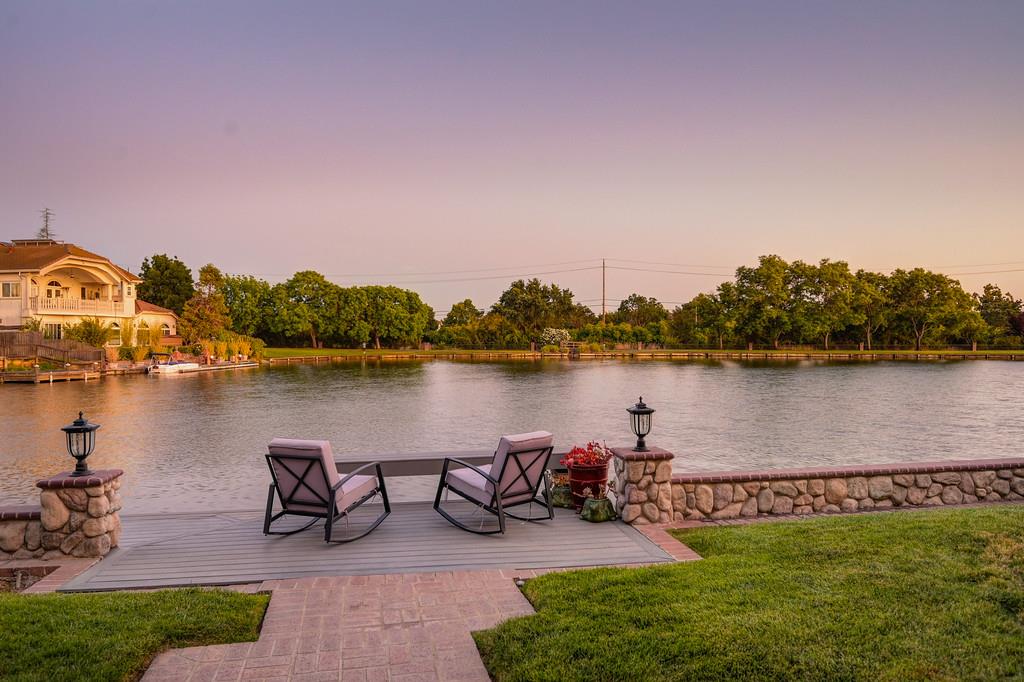 6116 Pirate Point Court