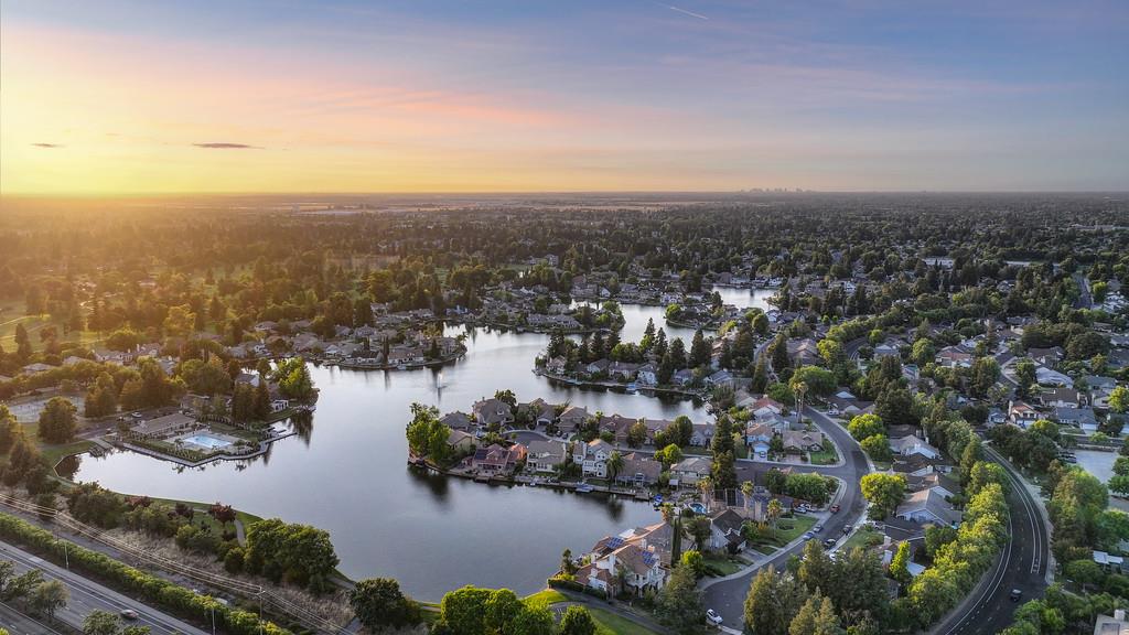 6116 Pirate Point Court