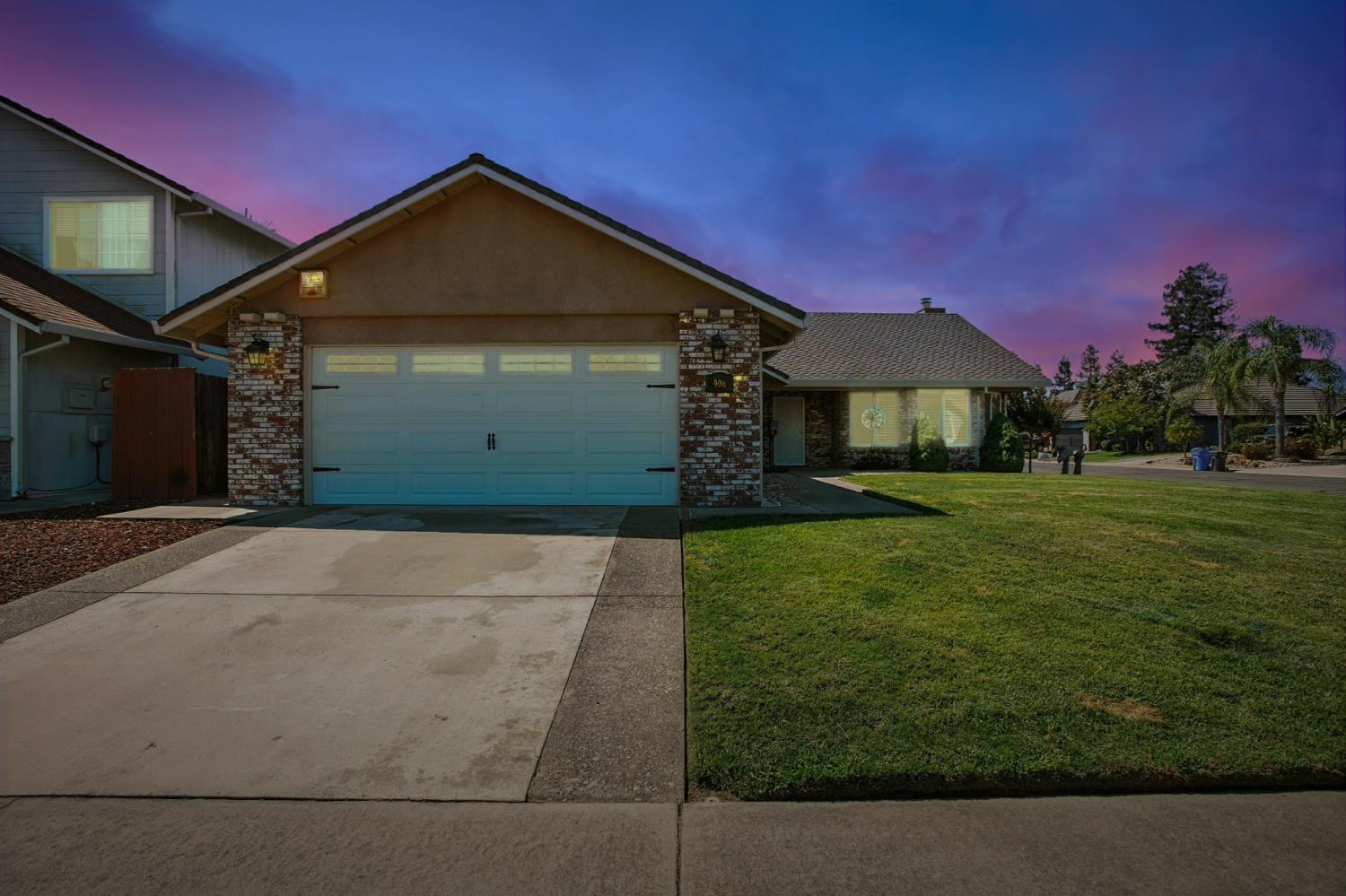 906 Ranch Road