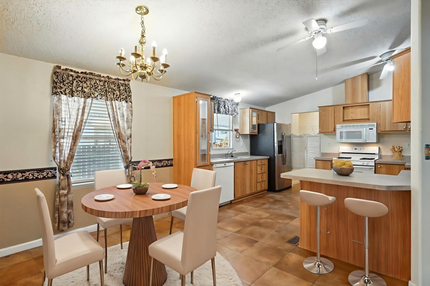 7855 Cottonwood Lane 25