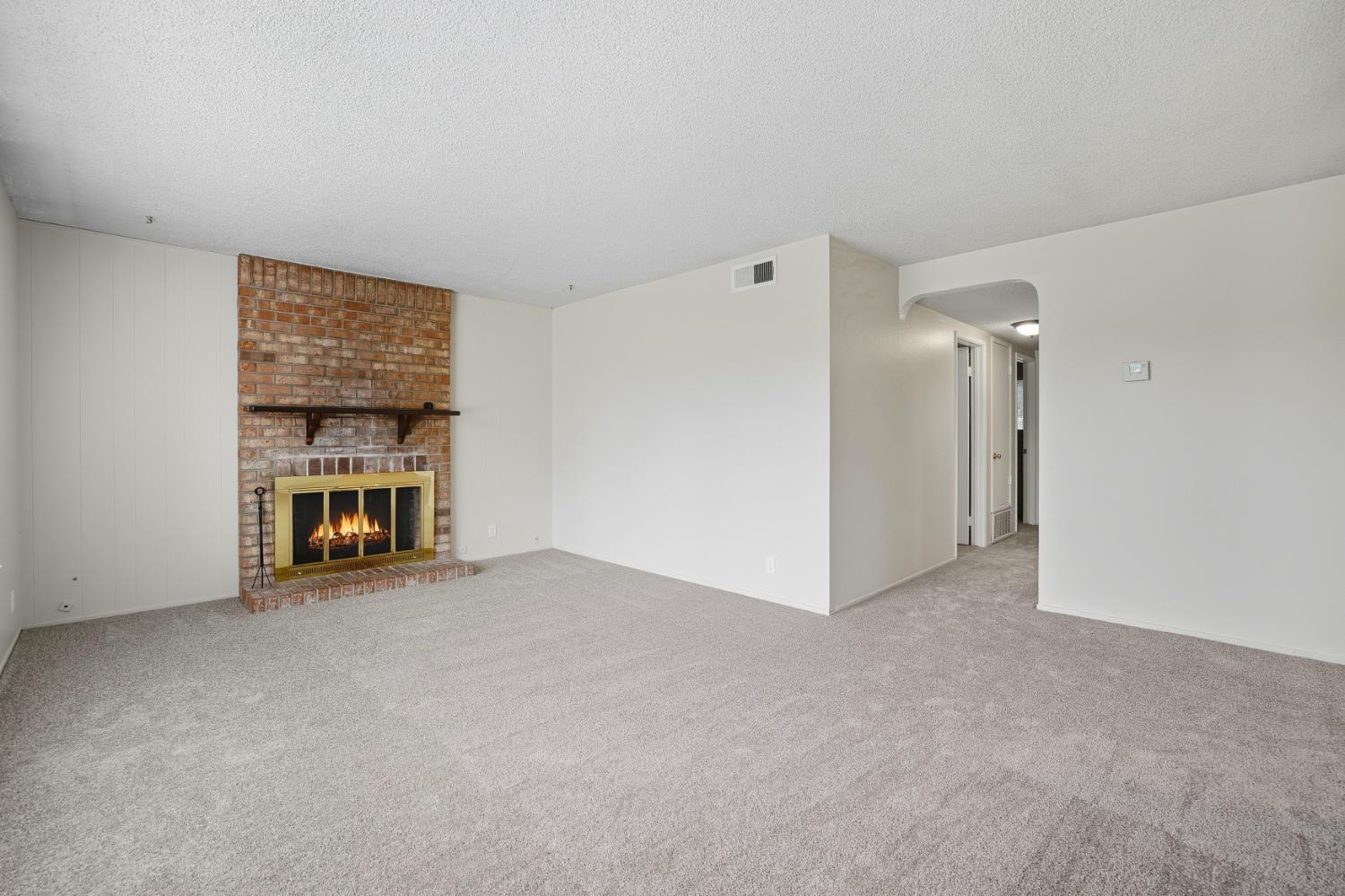 4836 Rockland Way