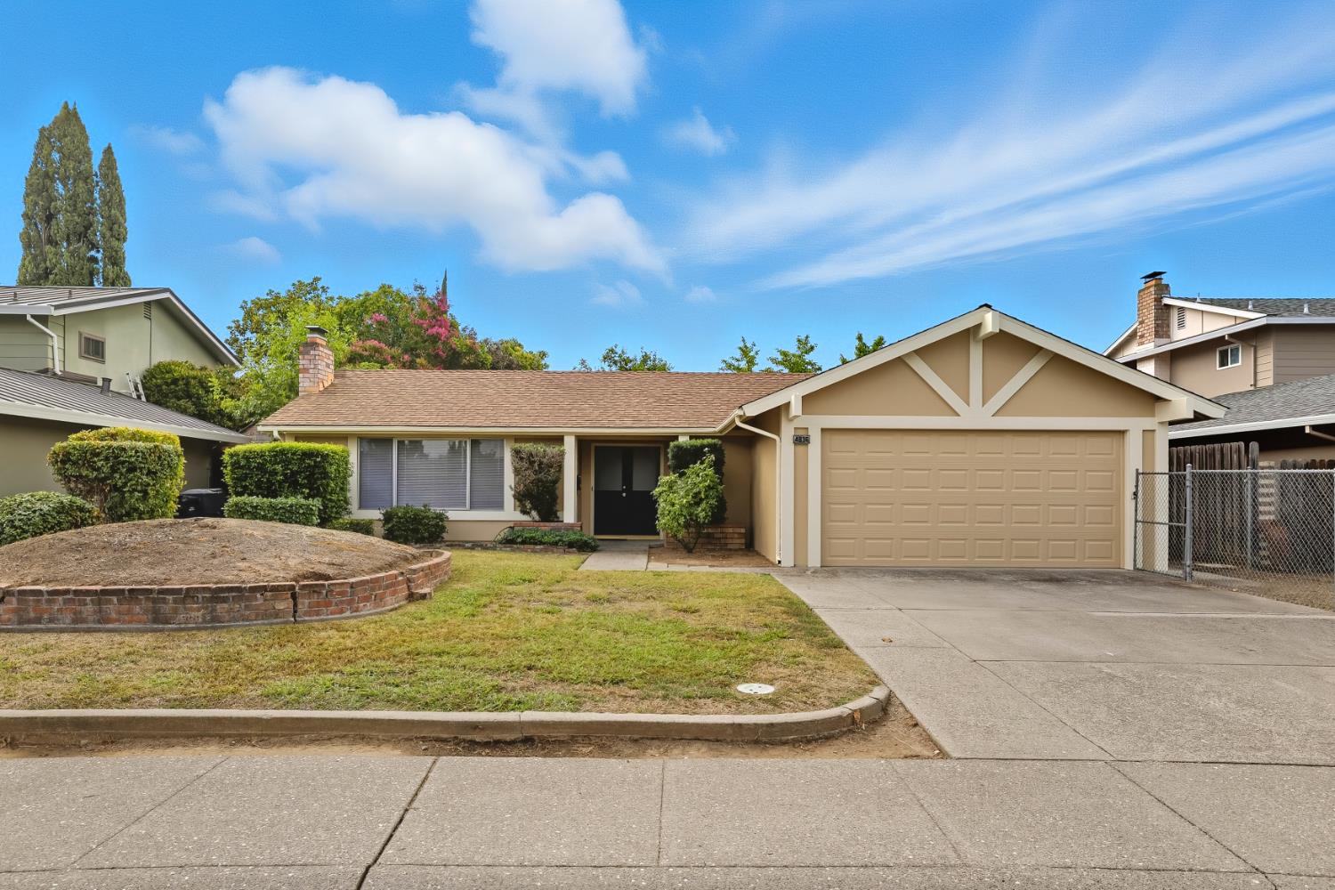 4836 Rockland Way