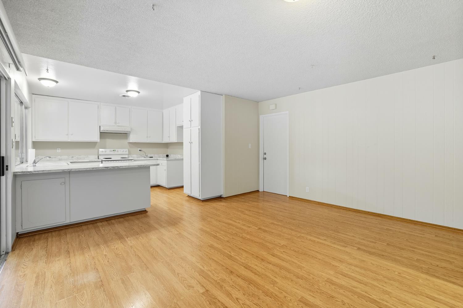4836 Rockland Way