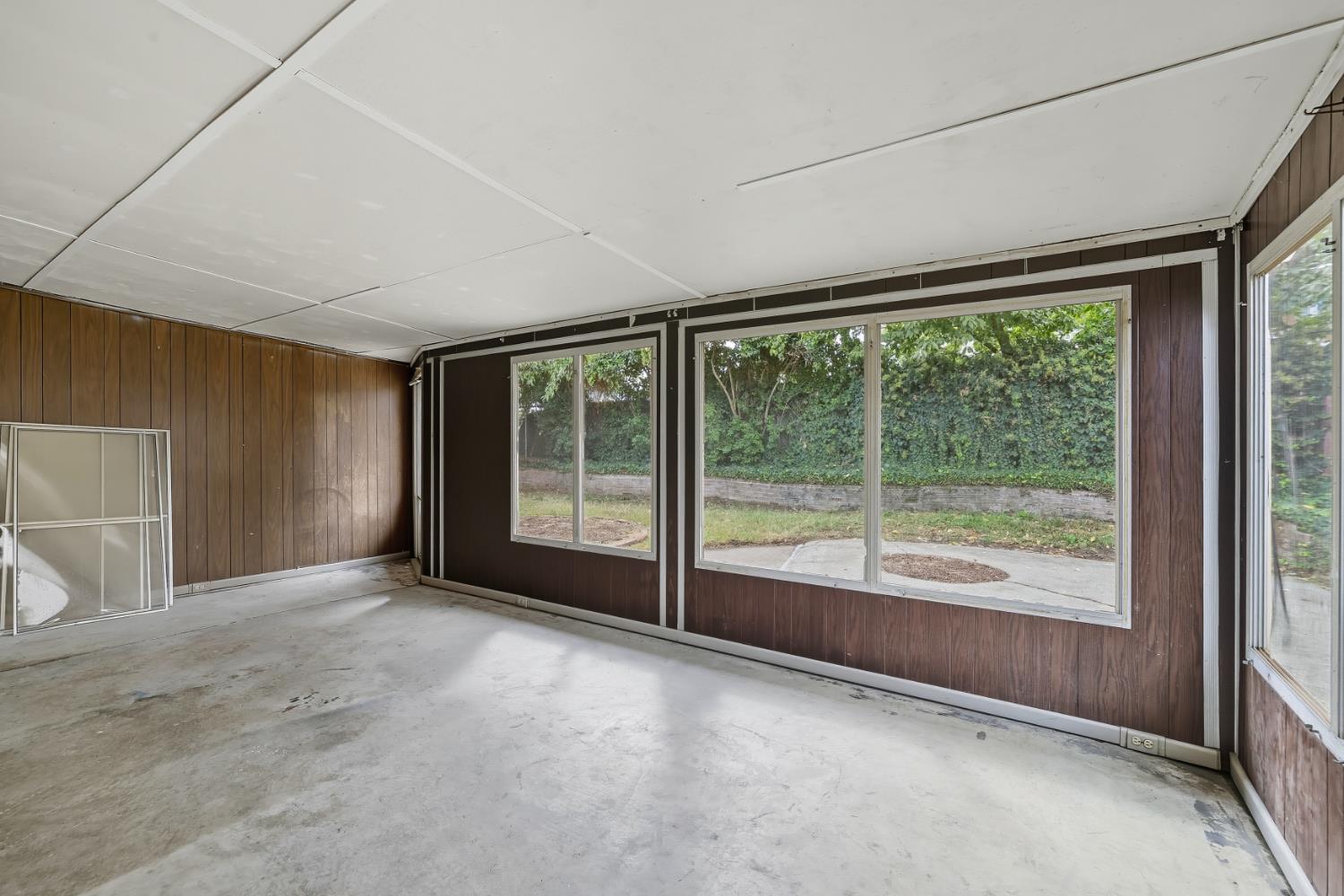 4836 Rockland Way