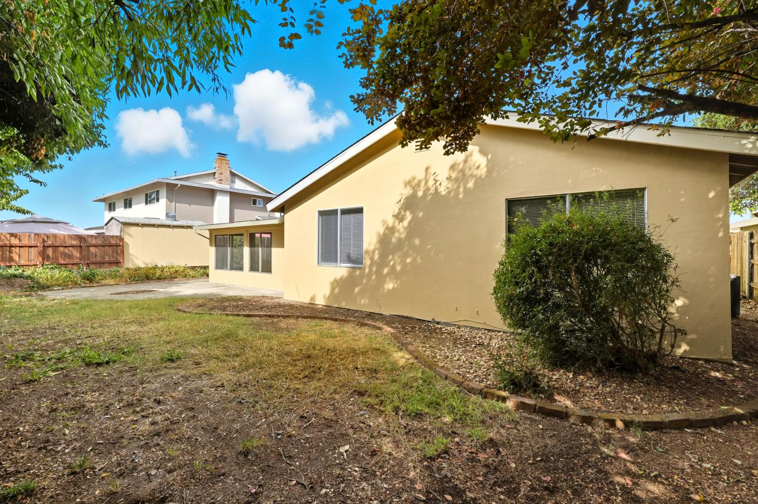 4836 Rockland Way