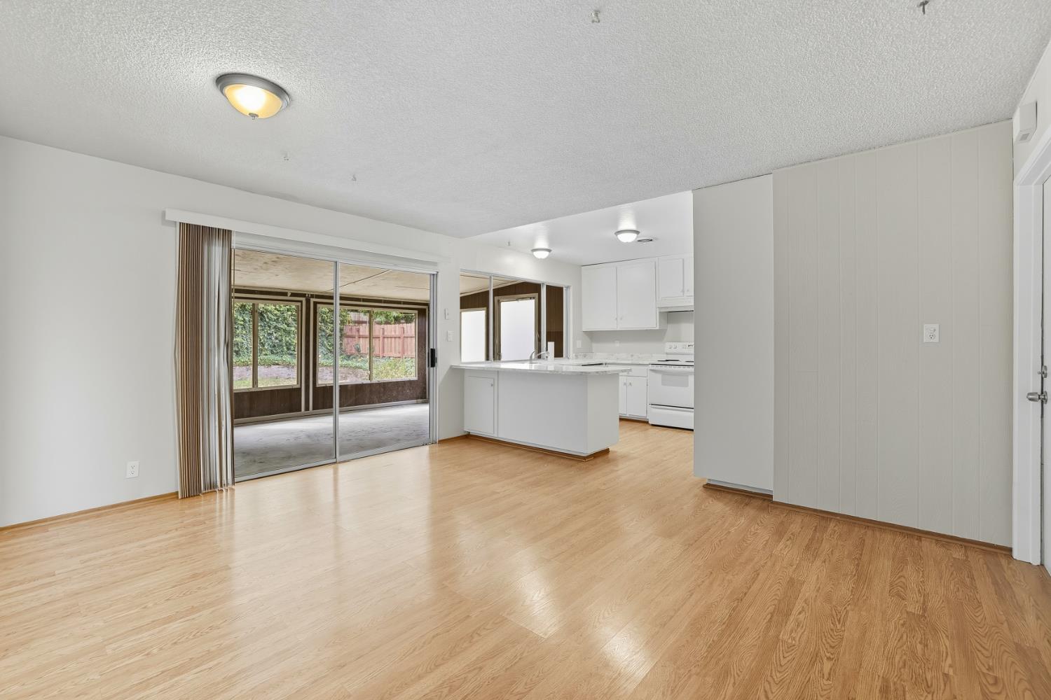 4836 Rockland Way