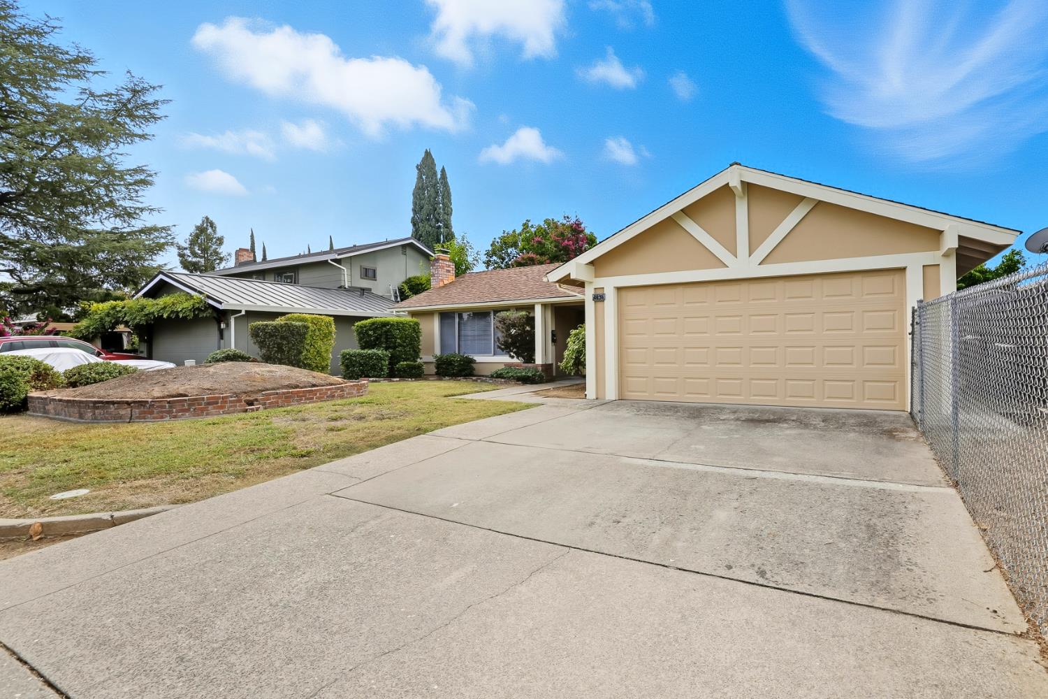 4836 Rockland Way