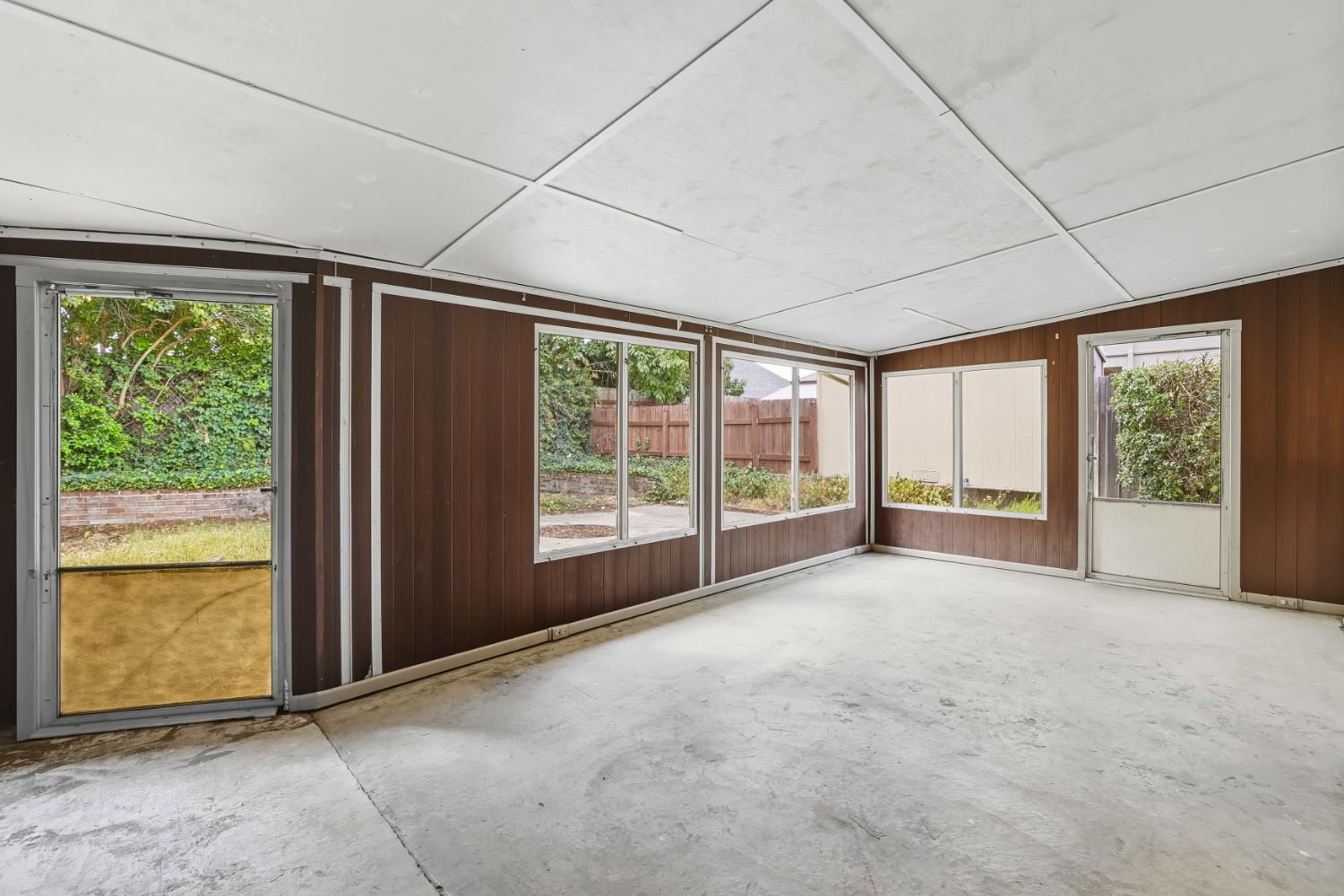 4836 Rockland Way