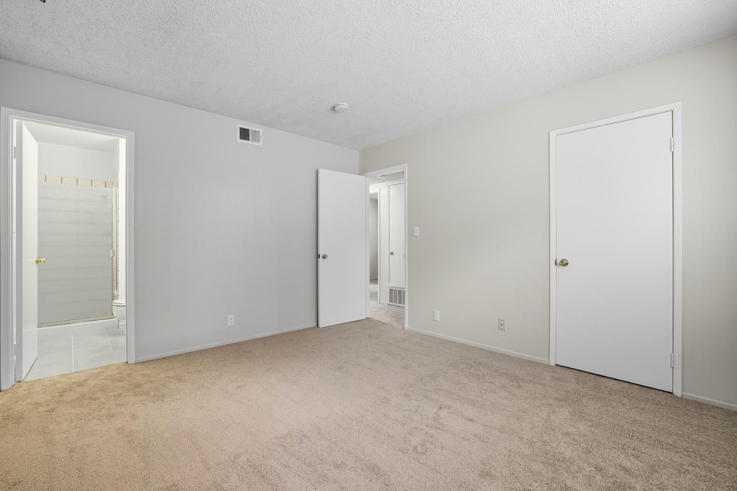 4836 Rockland Way