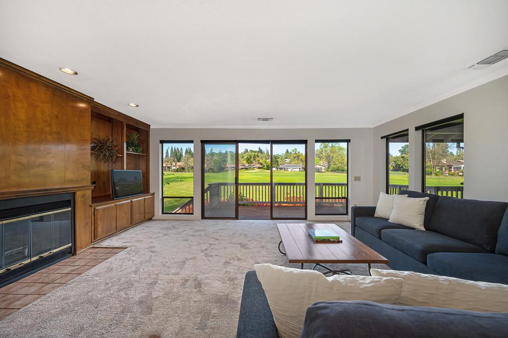 6911 Pescado Circle